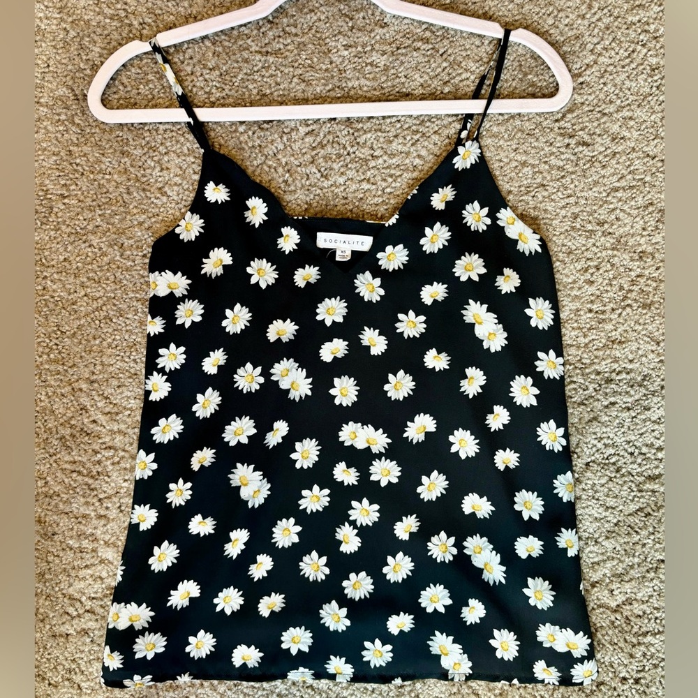Socialite Flower Tank Top Blouse